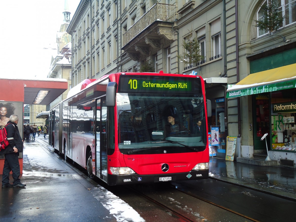 (131'145) - Bernmobil, Bern - Nr. 858/BE 671'858 - Mercedes am 29. November 2010 beim Bahnhof Bern