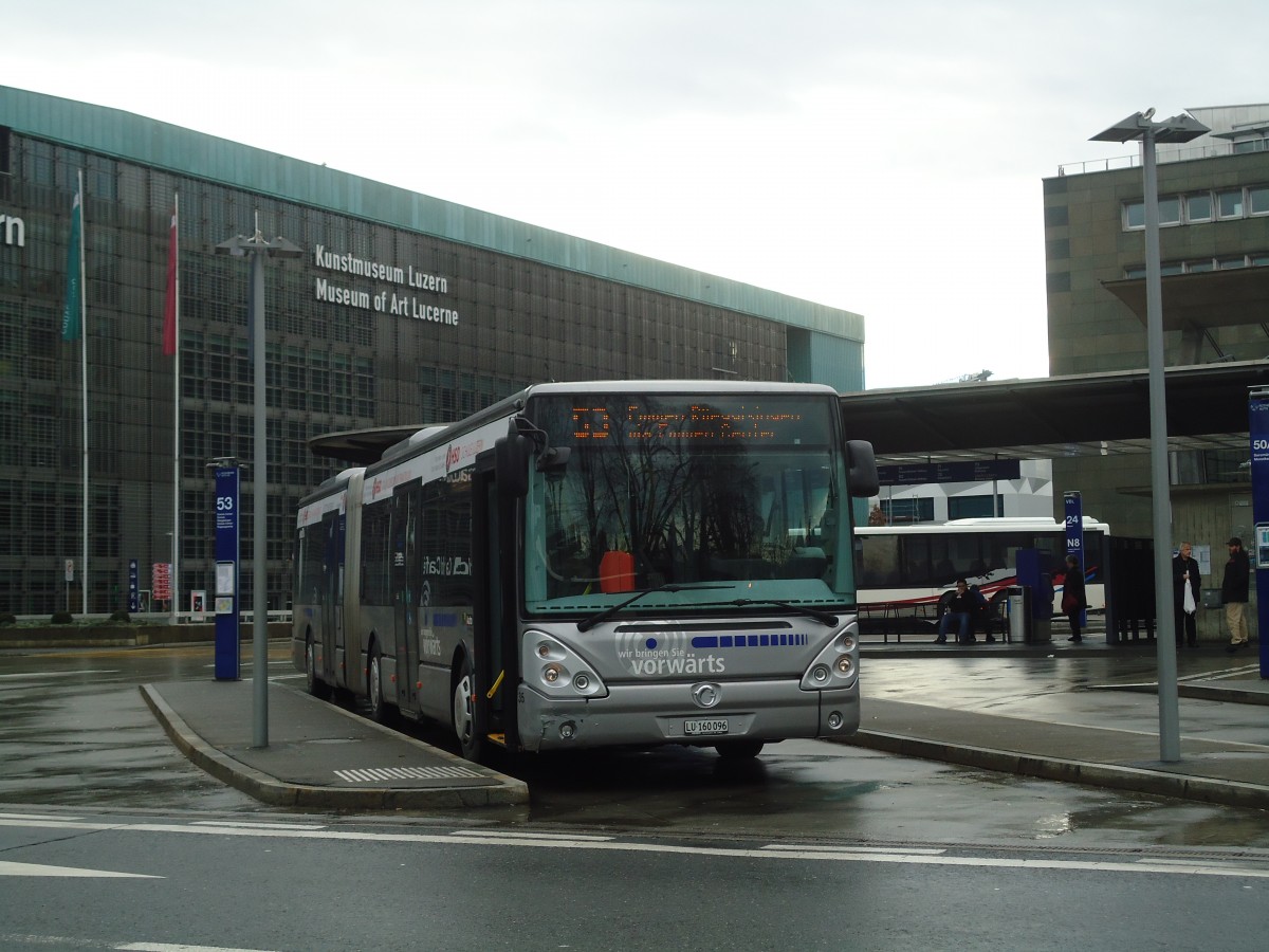 (131'453) - AAGR Rotenburg - Nr. 35/LU 160'096 - Irisbus am 8. Dezember 2010 beim Bahnhof Luzern