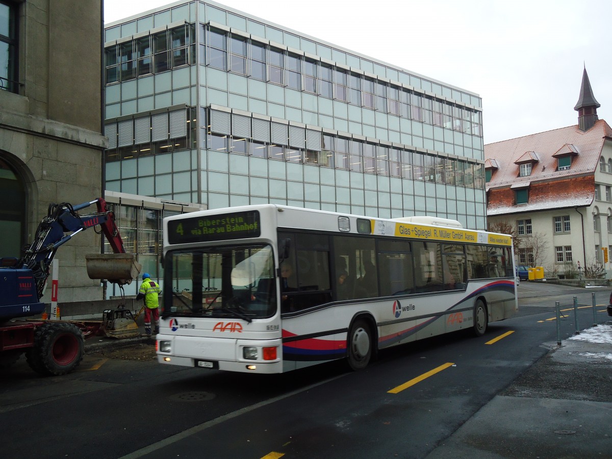 (131'621) - AAR bus+bahn, Aarau - Nr. 147/AG 15'247 - MAN am 15. Dezember 2010 beim Bahnhof Aarau