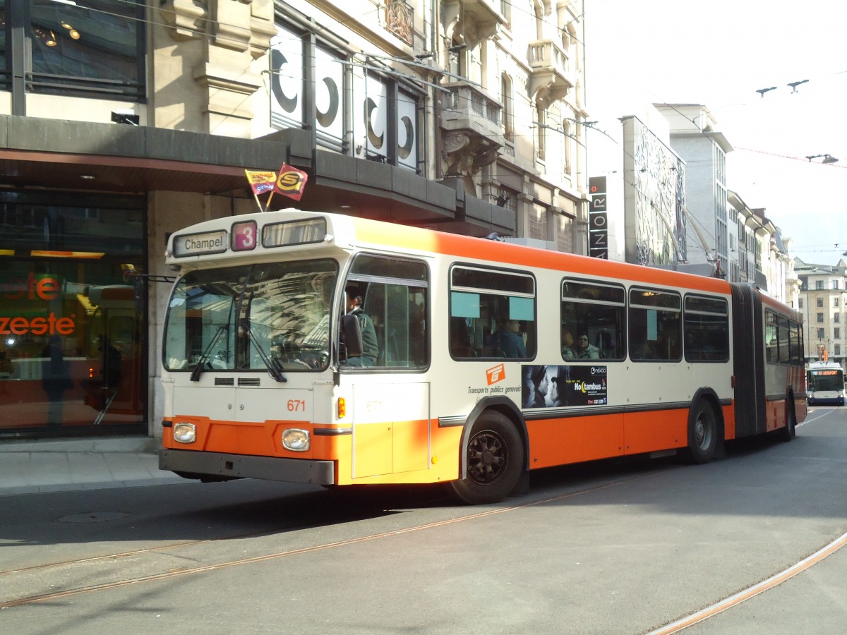 (132'916) - TPG Genve - Nr. 671 - Saurer/Hess Gelenktrolleybus am 10. Mrz 2011 in Genve, Coutance