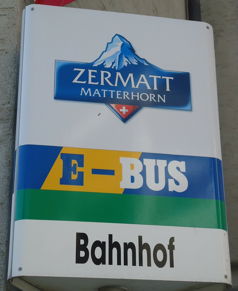 (133'365) - E-BUS-Haltestellenschild - Zermatt, Bahnhof - am 22. April 2011