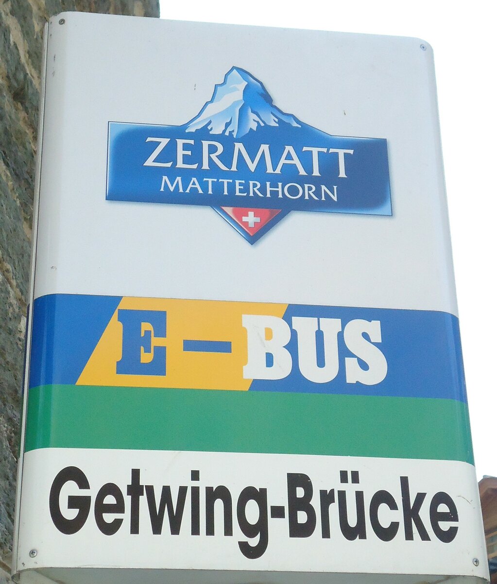 (133'366) - E-BUS-Haltestellenschild - Zermatt, Getwing-Brcke - am 22. April 2011