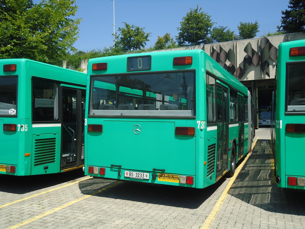 (135'085) - TL Lausanne (BVB 733) - Nr. 643/BS 3233 - Mercedes (ex VAG Freiburg/D Nr. 930) am 12. Juli 2011 in Lausanne, Dpt Borde
