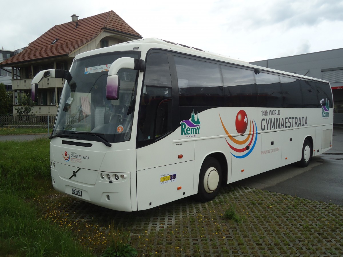(135'203) - Remy, Lausanne - VD 1231 - Volvo am 23. Juli 2011 in Uetendorf, TUS