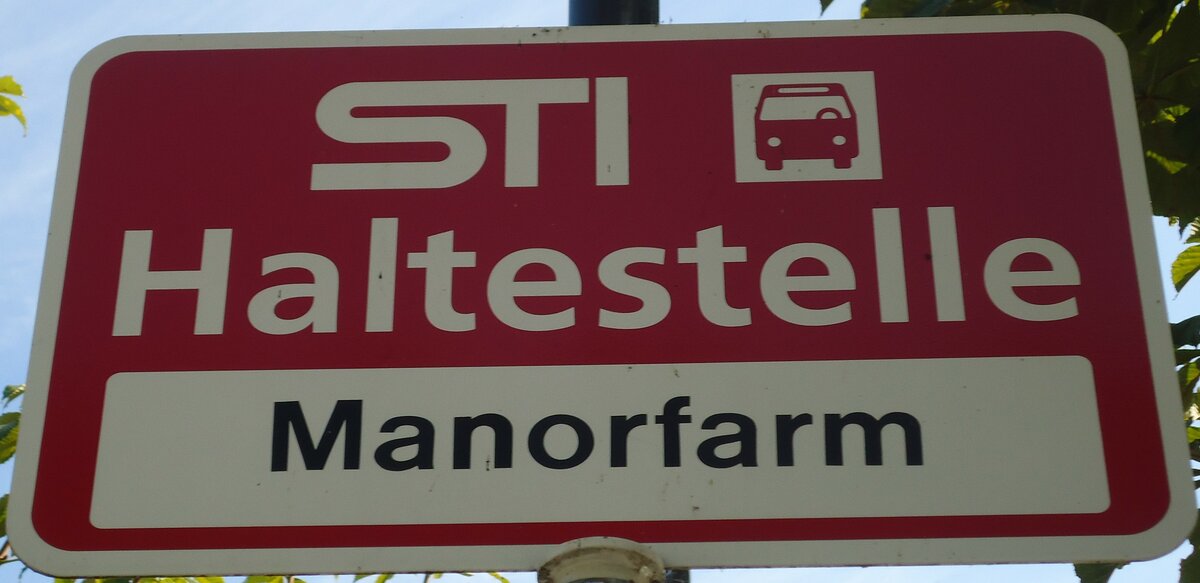 (135'481) - STI-Haltestellenschild - Unterseen, Manorfarm - am 14. August 2011