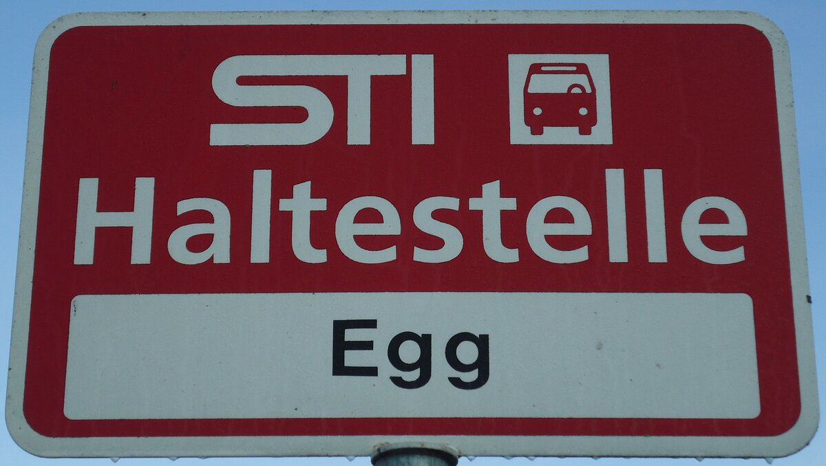 (136'793) - STI-Haltestellenschild - Thierachern, Egg - am 22. November 2011