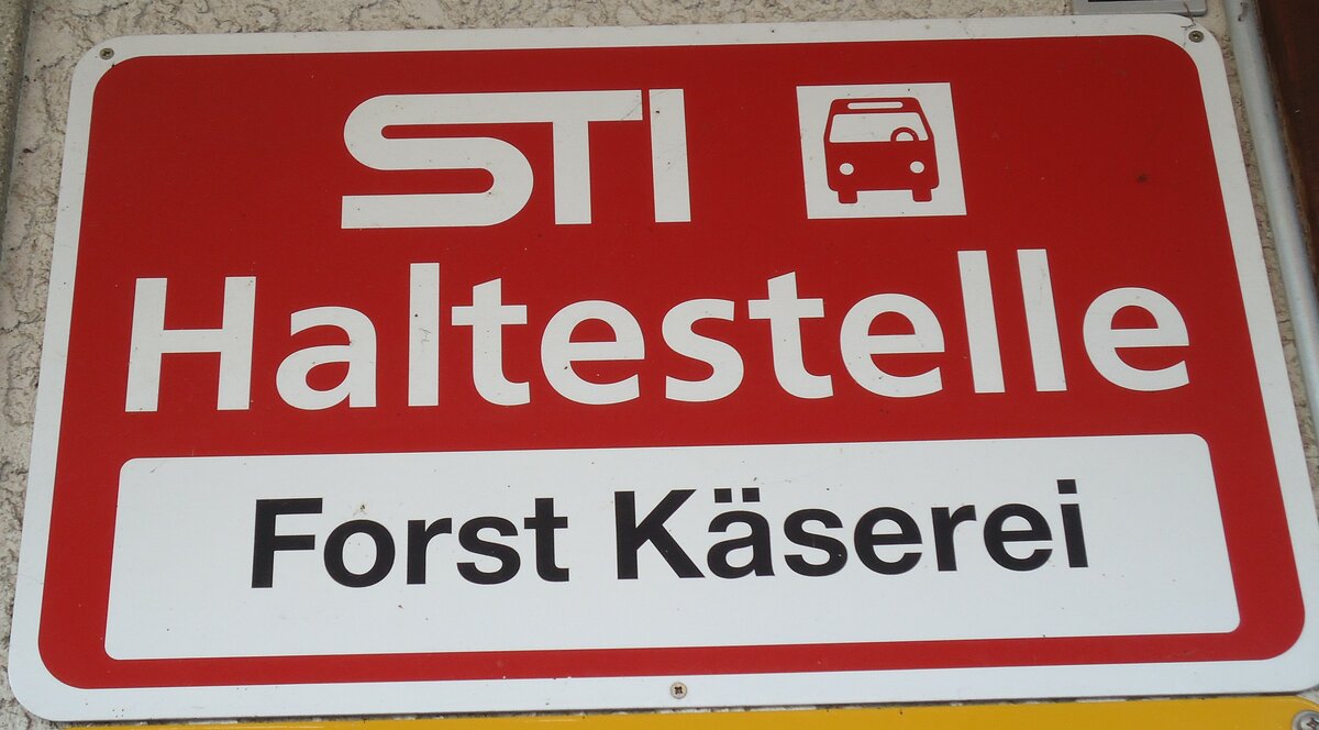 (136'800) - STI-Haltestellenschild - Forst, Forst Kserei - am 22. November 2011