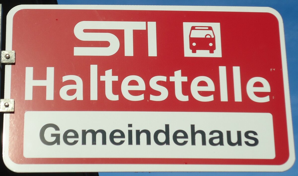 (136'829) - STI-Haltestellenschild - Blumenstein, Gemeindehaus - am 22. November 2011