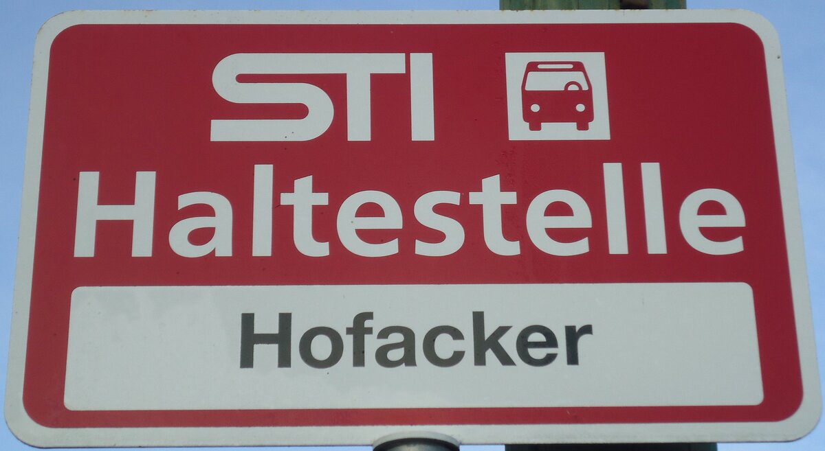 (136'839) - STI-Haltestellenschild - Oberstocken, Hofacker - am 22. November 2011