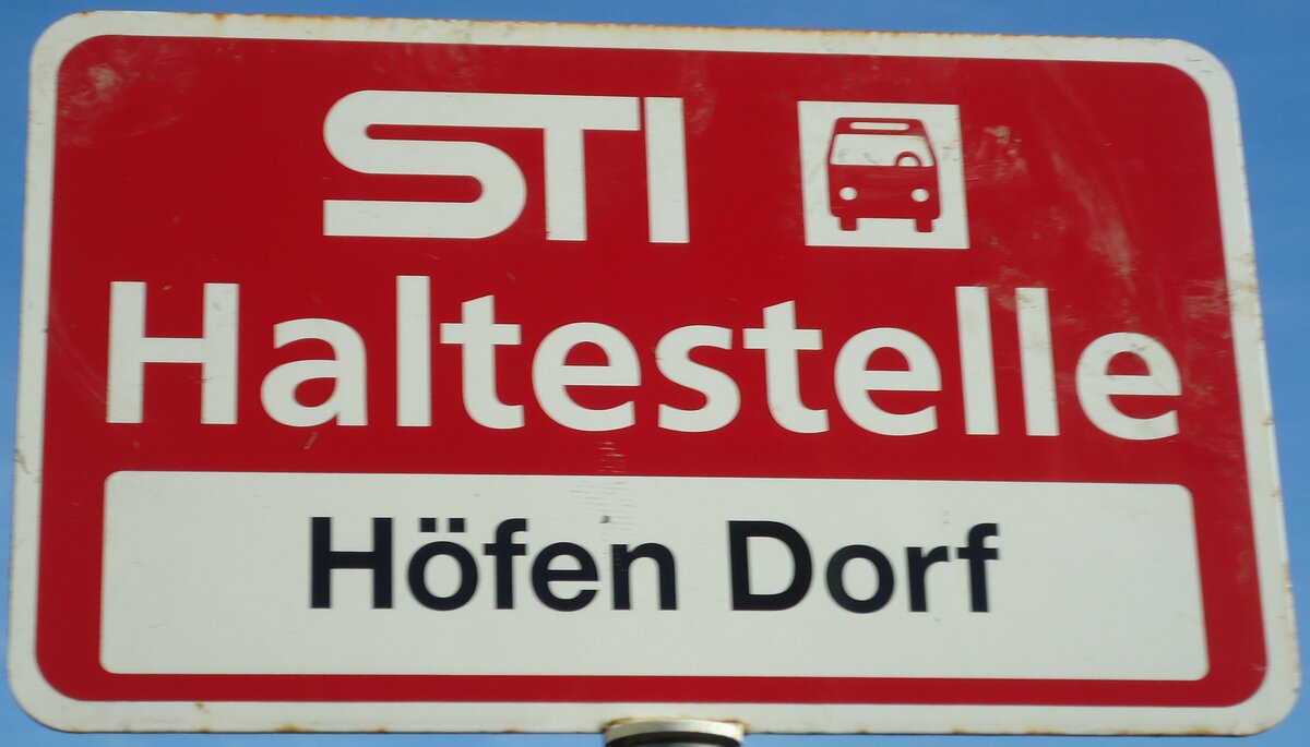 (136'847) - STI-Haltestellenschild - Hfen, Hfen Dorf - am 22. November 2011