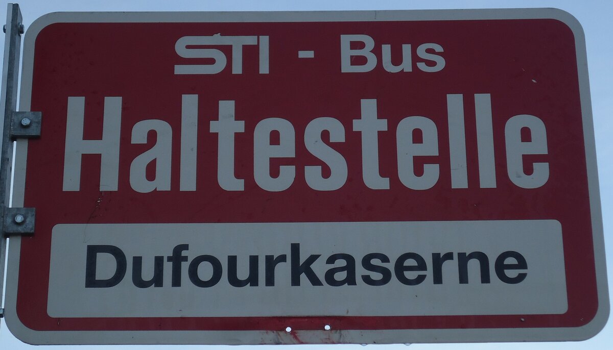 (136'855) - STI-Haltestellenschild - Thun, Dufourkaserne - am 22. November 2011