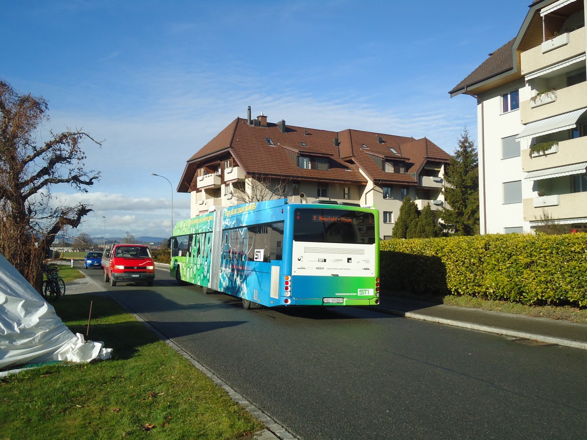 (137'119) - STI Thun (Testbus) - BS 59'326 - Hess am 8. Dezember 2011 in Thun, Schorenfriedhof