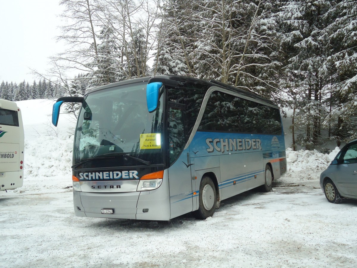 (137'443) - Schneider, Langendorf - SO 21'942 - Setra am 7. Januar 2012 in Adelboden, Unter dem Birg