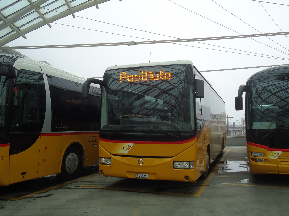 (137'912) - PostAuto Graubnden - GR 162'970 - Irisbus am 5. Mrz 2012 in Chur, Postautostation