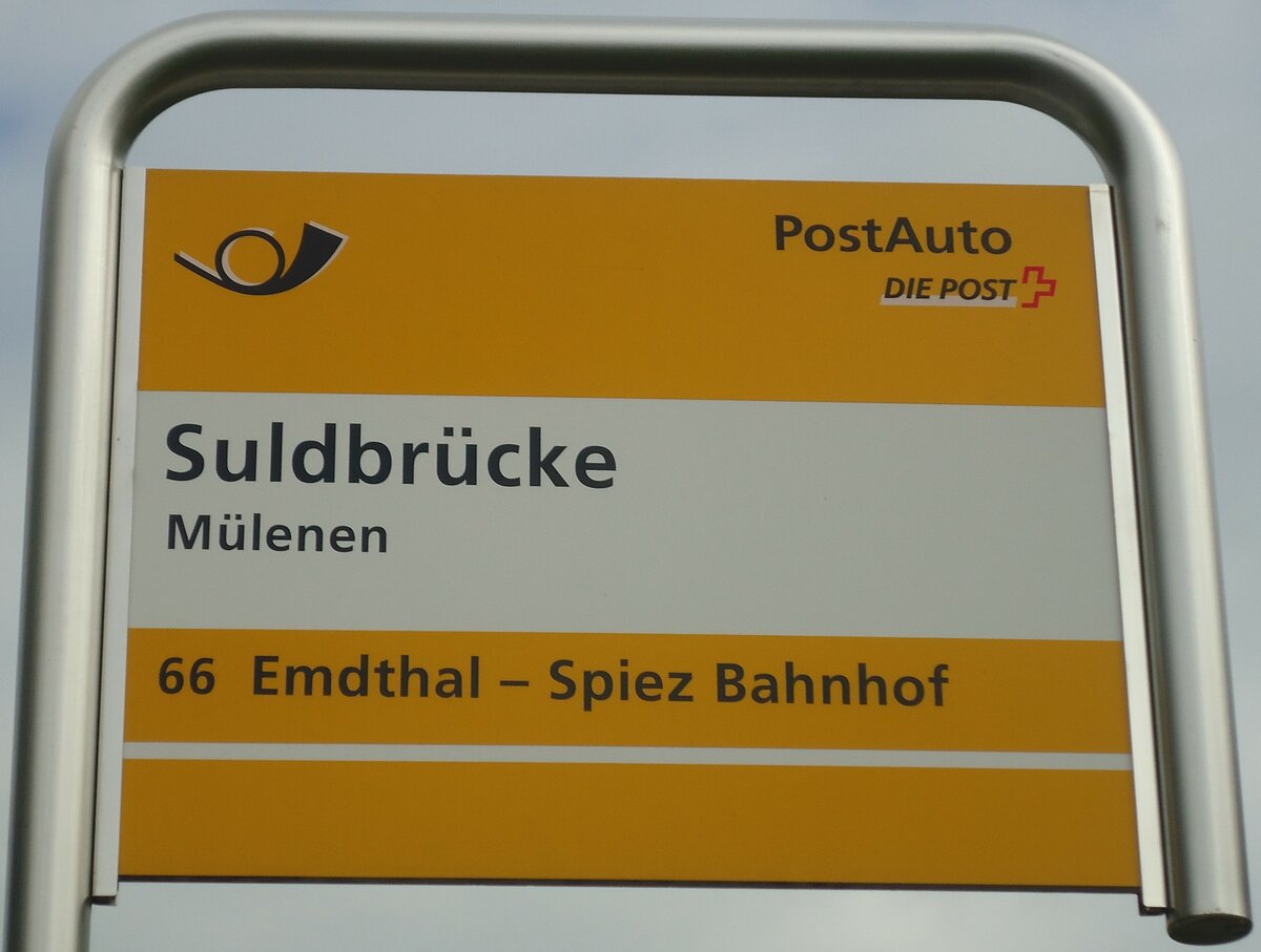 (138'431) - PostAuto-Haltestellenschild - Mlenen, Suldbrcke - am 6. April 2012