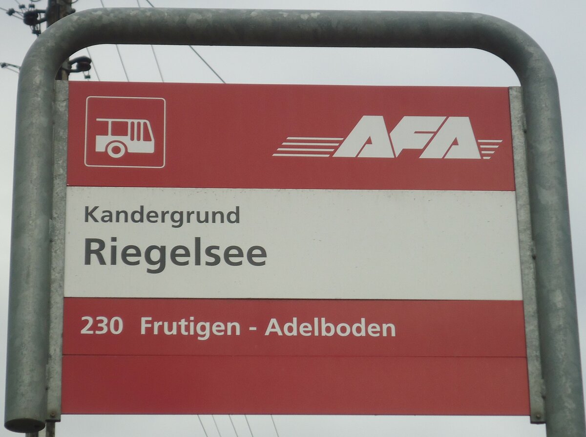 (138'461) - AFA-Haltestellenschild - Kandergrund, Riegelsee - am 6. April 2012