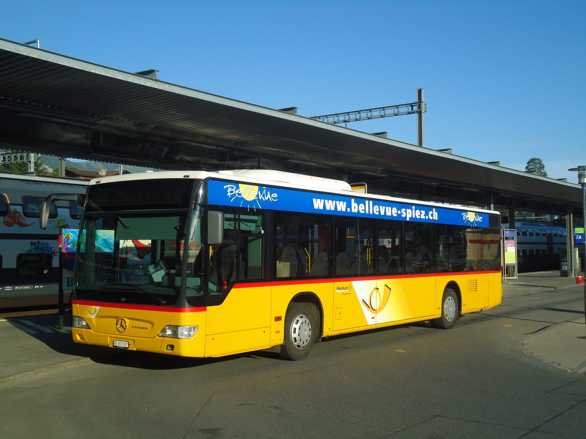 (139'181) - PostAuto Bern - BE 653'387 - Mercedes am 2. Juni 2012 beim Bahnhof Spiez