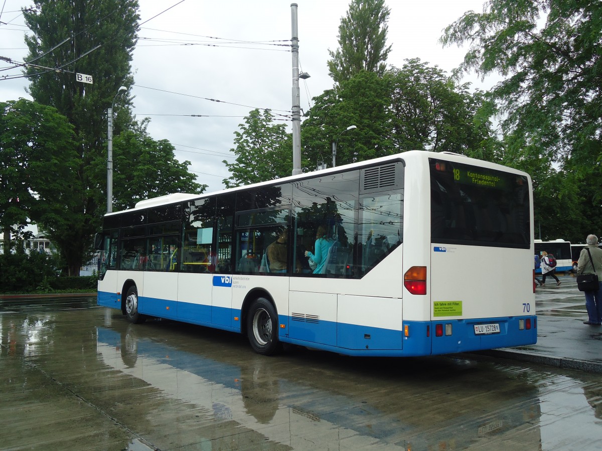 (139'359) - VBL Luzern - Nr. 70/LU 15'728 - Mercedes am 11. Juni 2012 beim Bahnhof Luzern