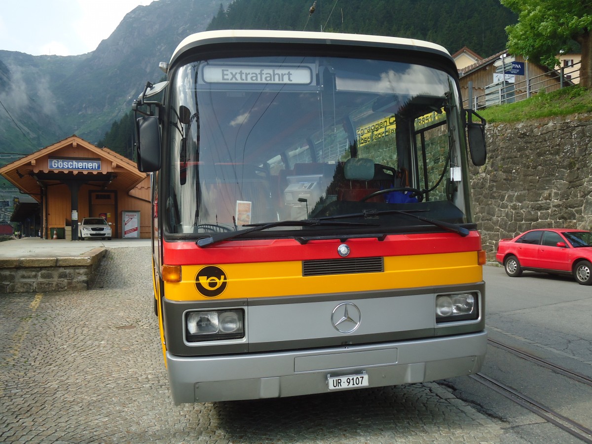 (140'237) - Mattli, Wassen - UR 9107 - Mercedes am 1. Juli 2012 beim Bahnhof Gschenen