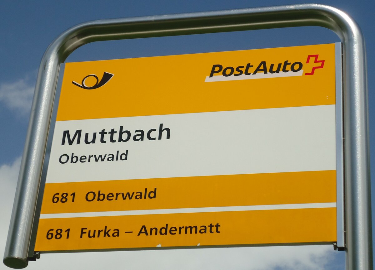 (140'275) - PostAuto-Haltestellenschild - Oberwald, Muttbach - am 1. Juli 2012