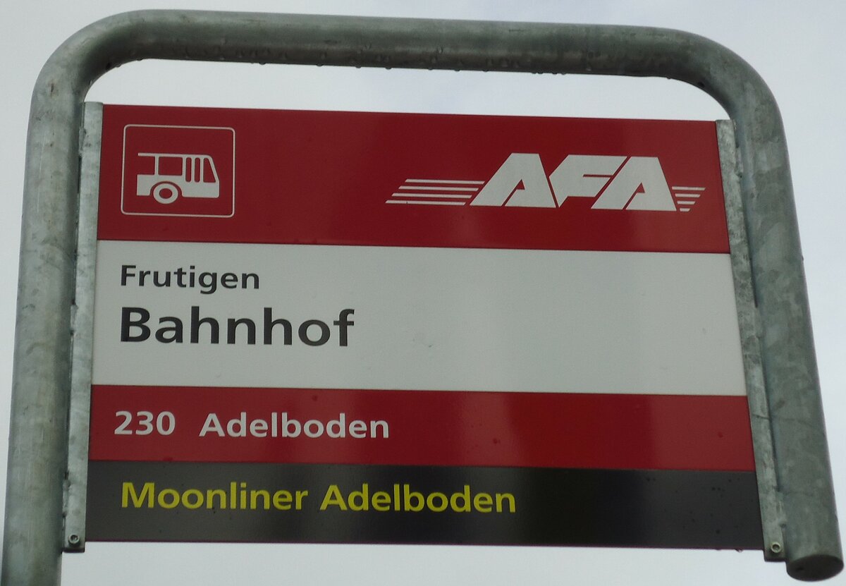 (142'544) - AFA-Haltestellenschild - Frutigen, Bahnhof - am 16. Dezember 2012