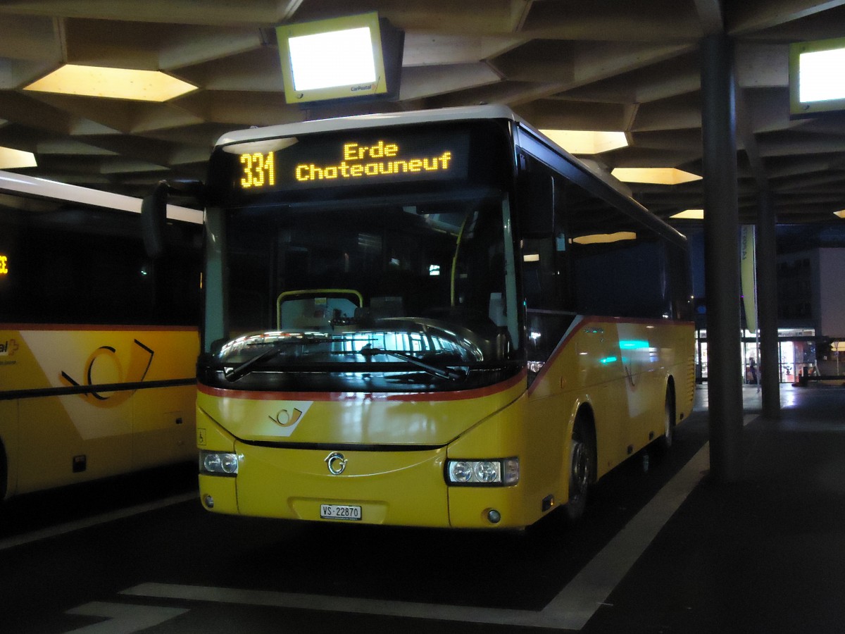 (142'636) - Evquoz, Erde - VS 22'870 - Irisbus am 26. Dezember 2012 beim Bahnhof Sion