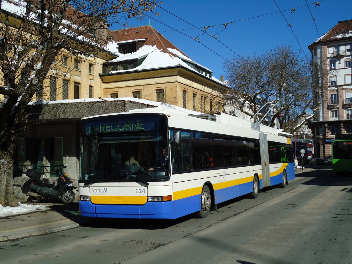 (143'259) - transN, La Chaux-de-Fonds - Nr. 124 - NAW/Hess Gelenktrolleybus (ex TC La Chaux-de-Fonds Nr. 124) am 19. Februar 2013 beim Bahnhof La Chaux-de-Fonds