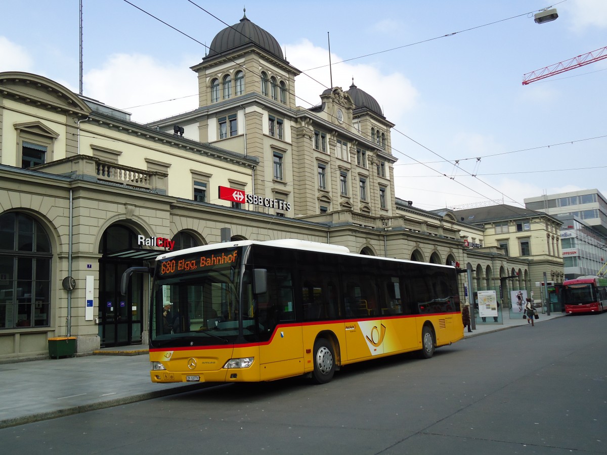 (143'595) - Steiger, Schlatt - Nr. 267/ZH 13'779 - Mercedes am 1. April 2013 beim Hauptbahnhof Winterthur