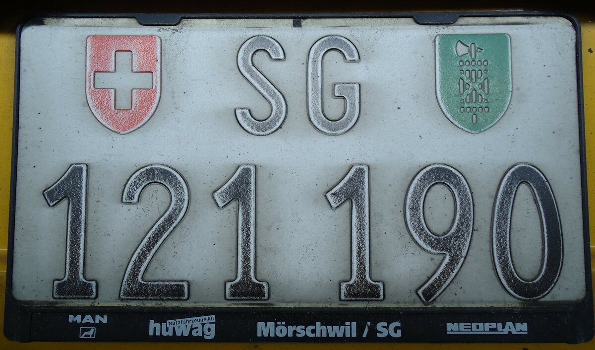 (143'698) - Nummernschild - SG 121'190 - am 20. April 2013 in Goldach, Garage Schwizer