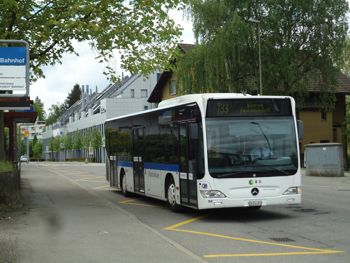 (143'987) - Welti-Furrer, Zrich - Nr. 53/ZH 634'603 - Mercedes am 9. Mai 2013 beim Bahnhof Kloten