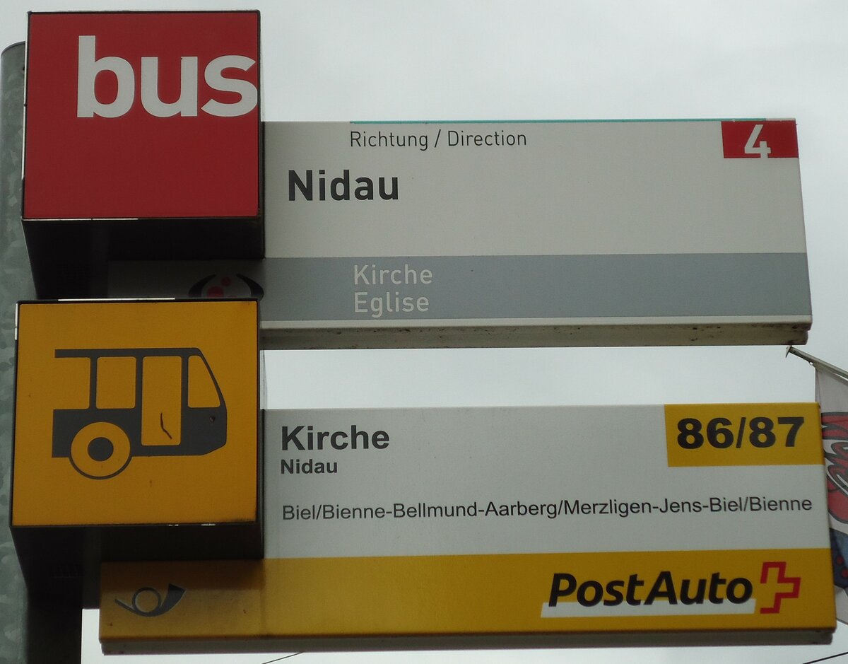 (145'469) - VB/PostAuto-Haltestellenschilder - Nidau, Kirche - am 23. Juni 2013