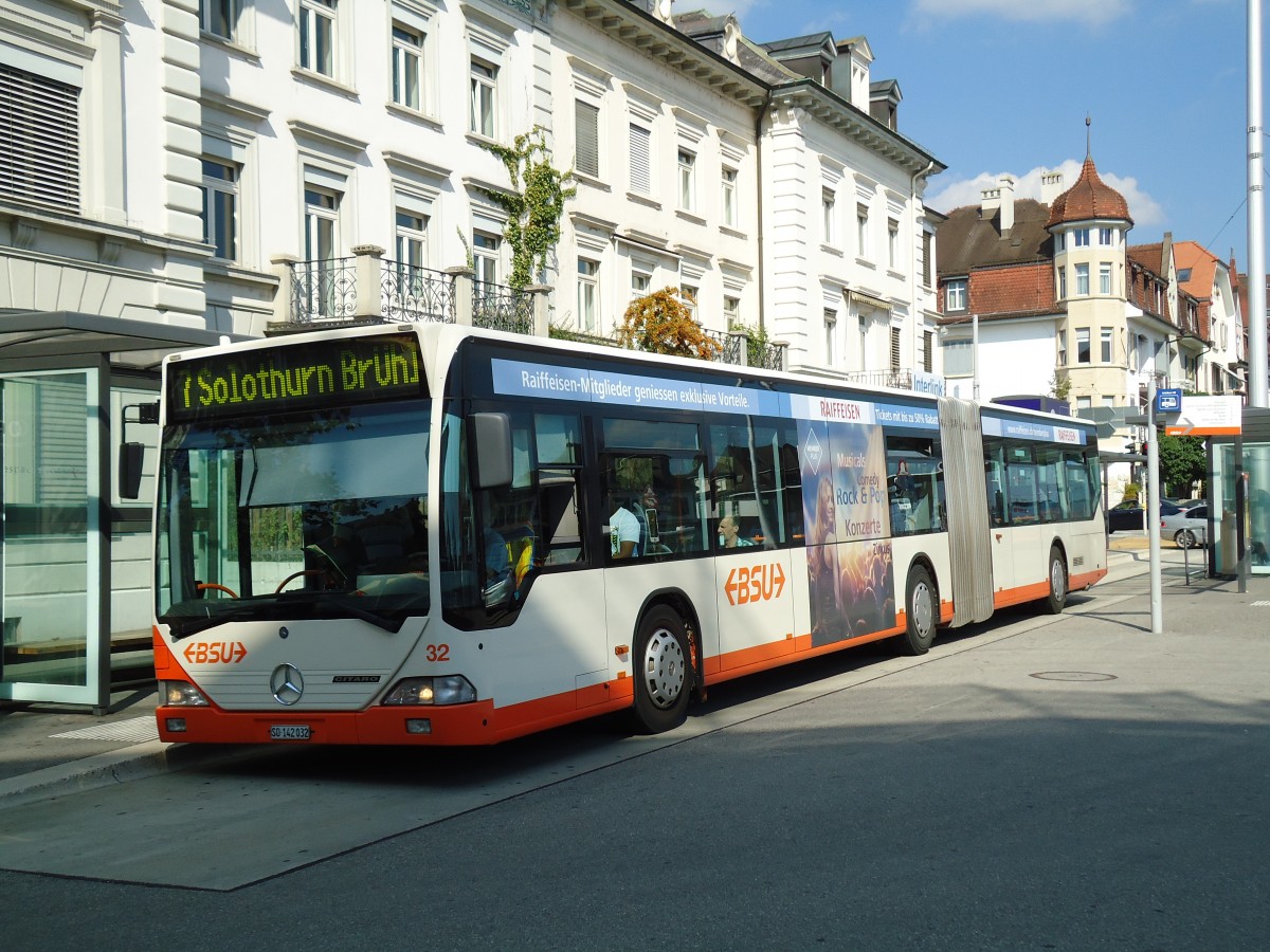 (146'812) - BSU Solothurn - Nr. 32/SO 142'032 - Mercedes (ex RBS Worblaufen Nr. 77) am 31. August 2013 beim Hauptbahnhof Solothurn