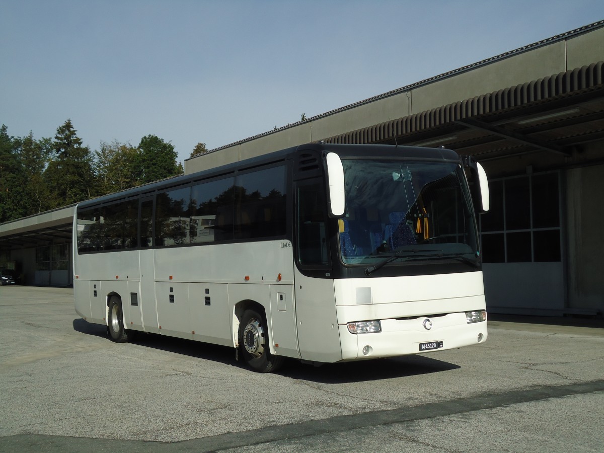 (147'105) - Schweizer Armee - M+45'120 - Irisbus am 14. September 2013 in Thun, Waffenplatz