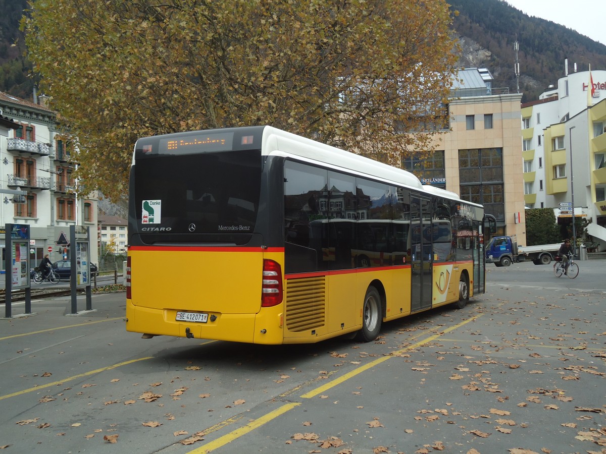 (147'588) - AVG Meiringen - Nr. 71/BE 412'071 - Mercedes am 4. November 2013 beim Bahnhof Interlaken West
