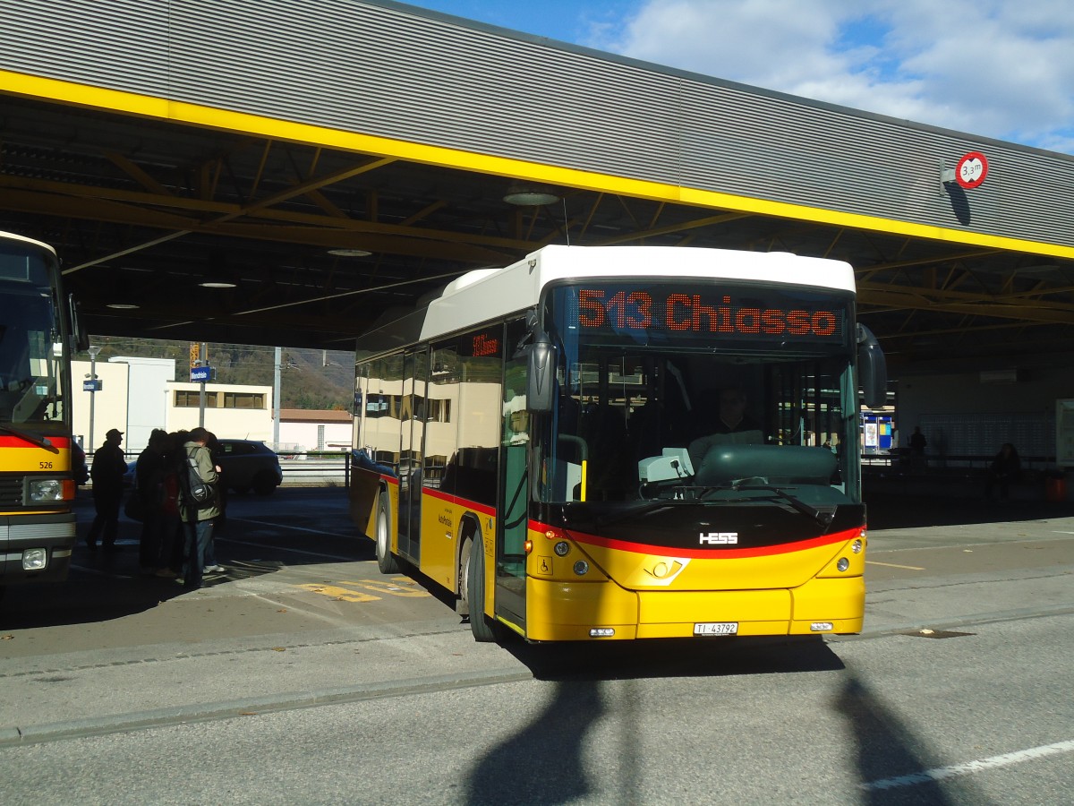 (147'857) - Autopostale, Mendrisio - TI 43'792 - Scania/Hess am 6. November 2013 beim Bahnhof Mendrisio