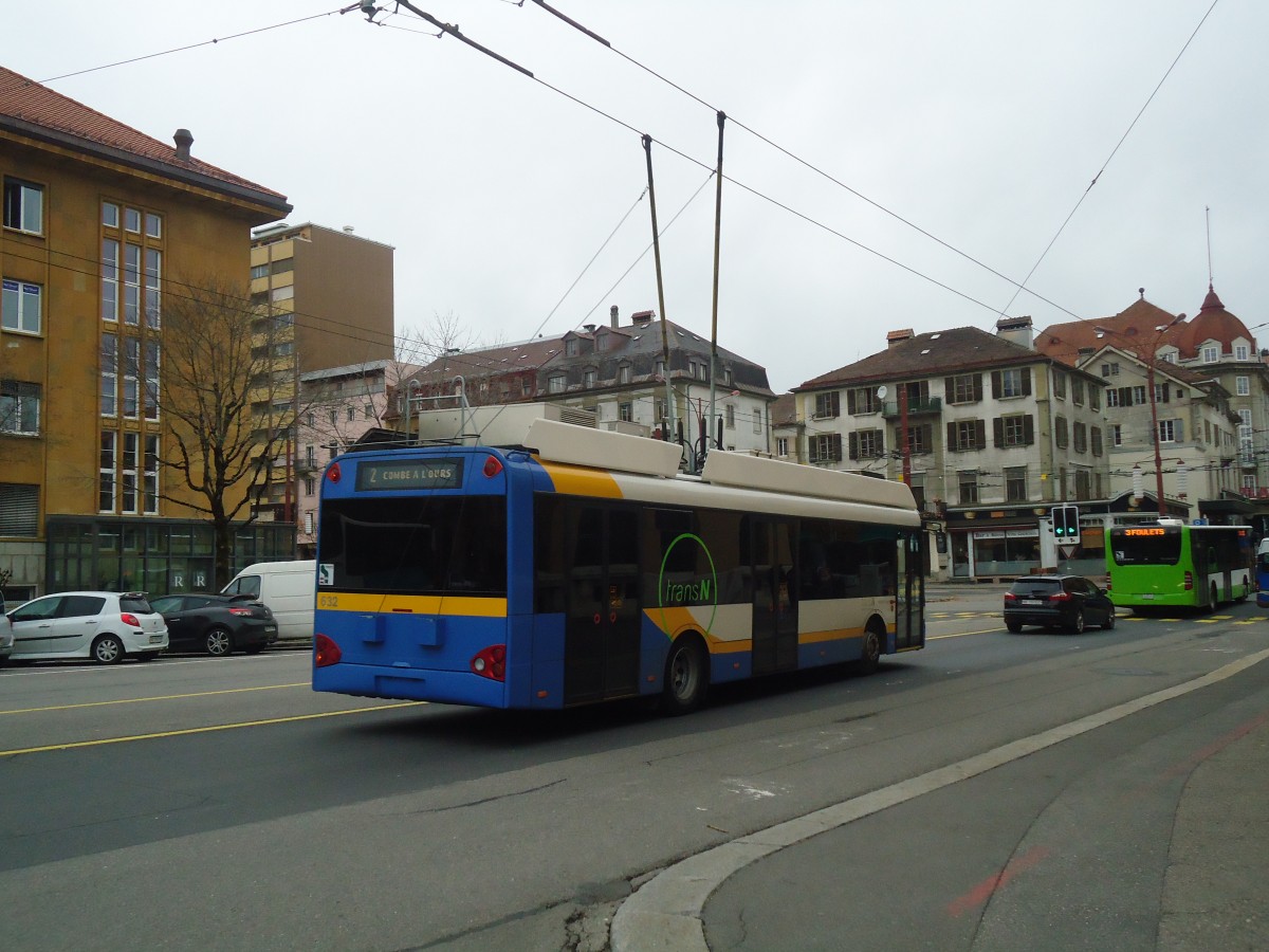 (147'955) - transN, La Chaux-de-Fonds - Nr. 632 - Solaris Trolleybus (ex TC La Chaux-de-Fonds Nr. 132) am 8. November 2013 beim Bahnhof La Chaux-de-Fonds