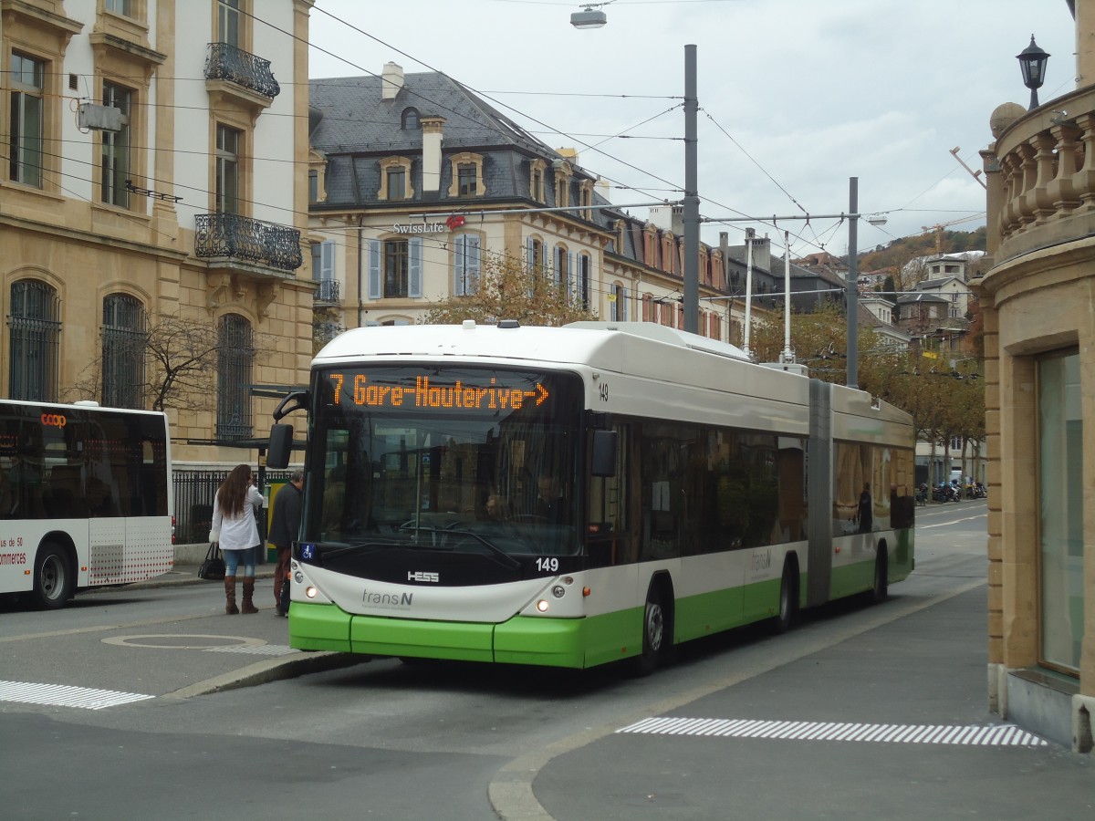 (147'965) - transN, La Chaux-de-Fonds - Nr. 149 - Hess/Hess Gelenktrolleybus (ex TN Neuchtel Nr. 149) am 8. November 2013 in Neuchtel, Place Pury