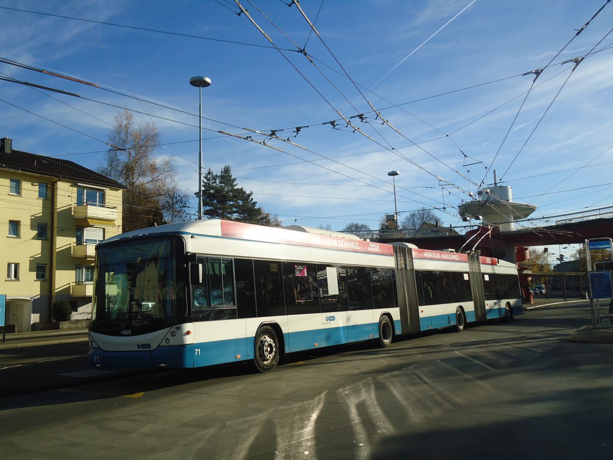 (148'267) - VBZ Zrich - Nr. 71 - Hess/Hess Doppelgelenktrolleybus am 9. Dezember 2013 in Zrich, Bucheggplatz