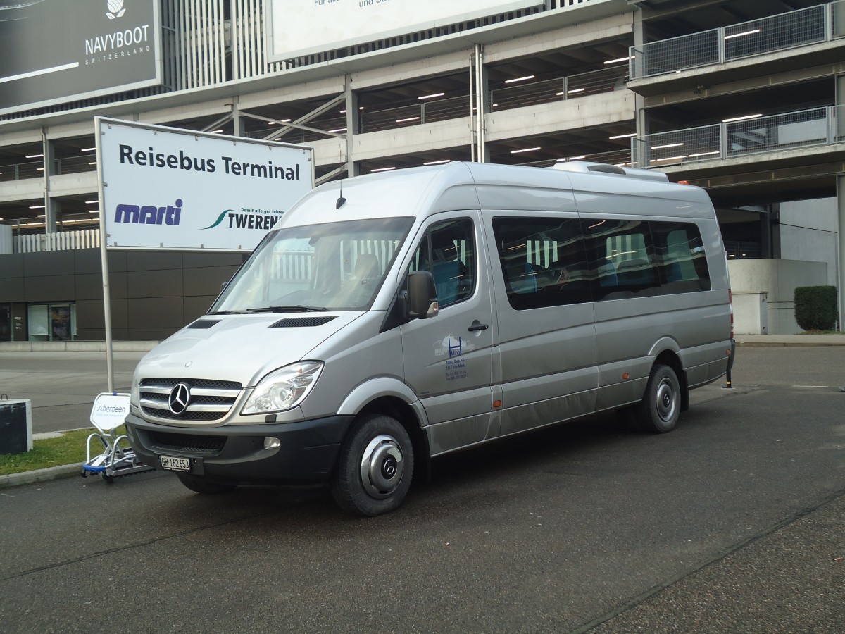 (148'362) - Ming, Sils-Maria - GR 162'653 - Mercedes am 22. Dezember 2013 in Zrich, Flughafen