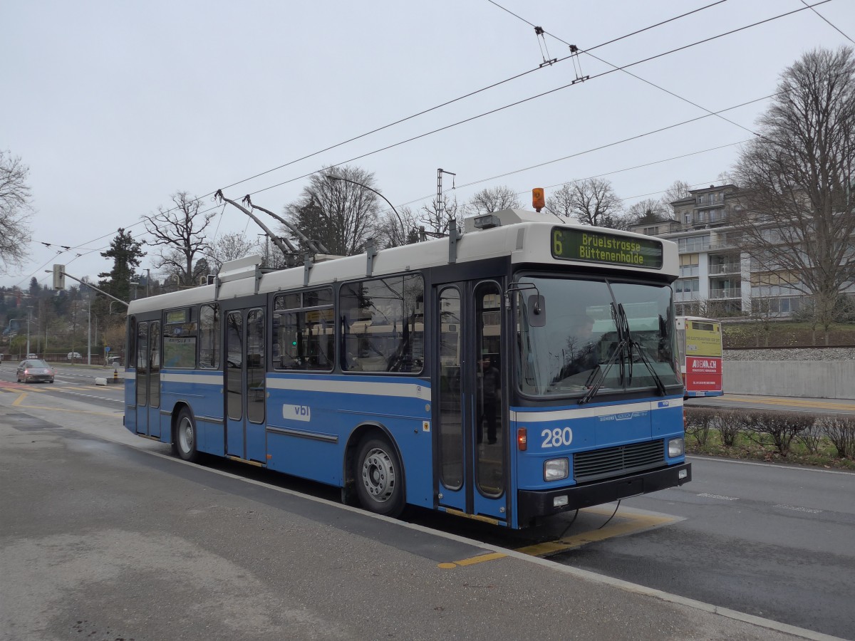 (148'989) - VBL Luzern - Nr. 280 - NAW/R&J-Hess Trolleybus am 16. Februar 2014 in Emmenbrcke, Centralplatz