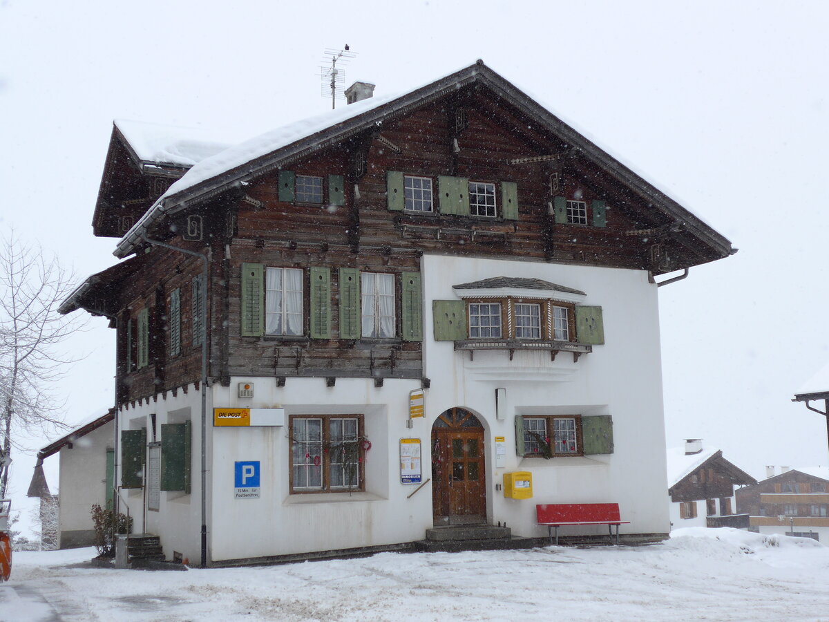 (149'088) - PostAuto-Haltestelle am 1. Mrz 2014 in Obersaxen, Post