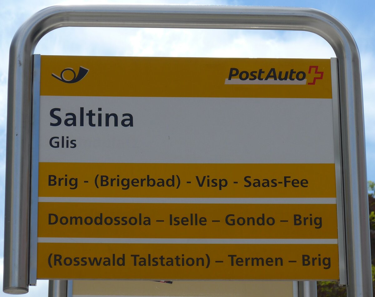 (149'686) - PostAuto-Haltestellenschild - Glis, Saltina - am 20. April 2014