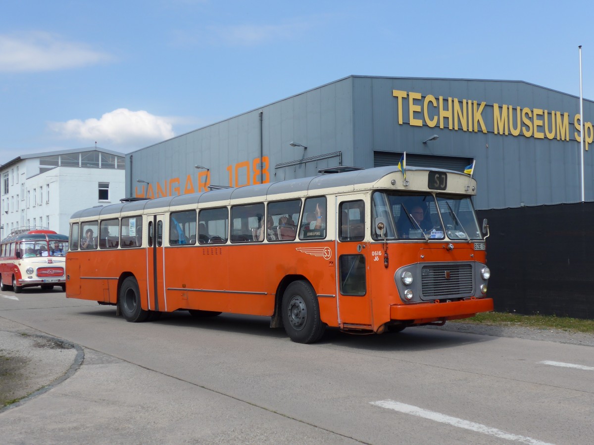 (150'452) - Aus Schweden: SJ - Nr. 616/BZE 573 - Scania-Vabis am 26. April 2014 in Speyer, Technik-Museum
