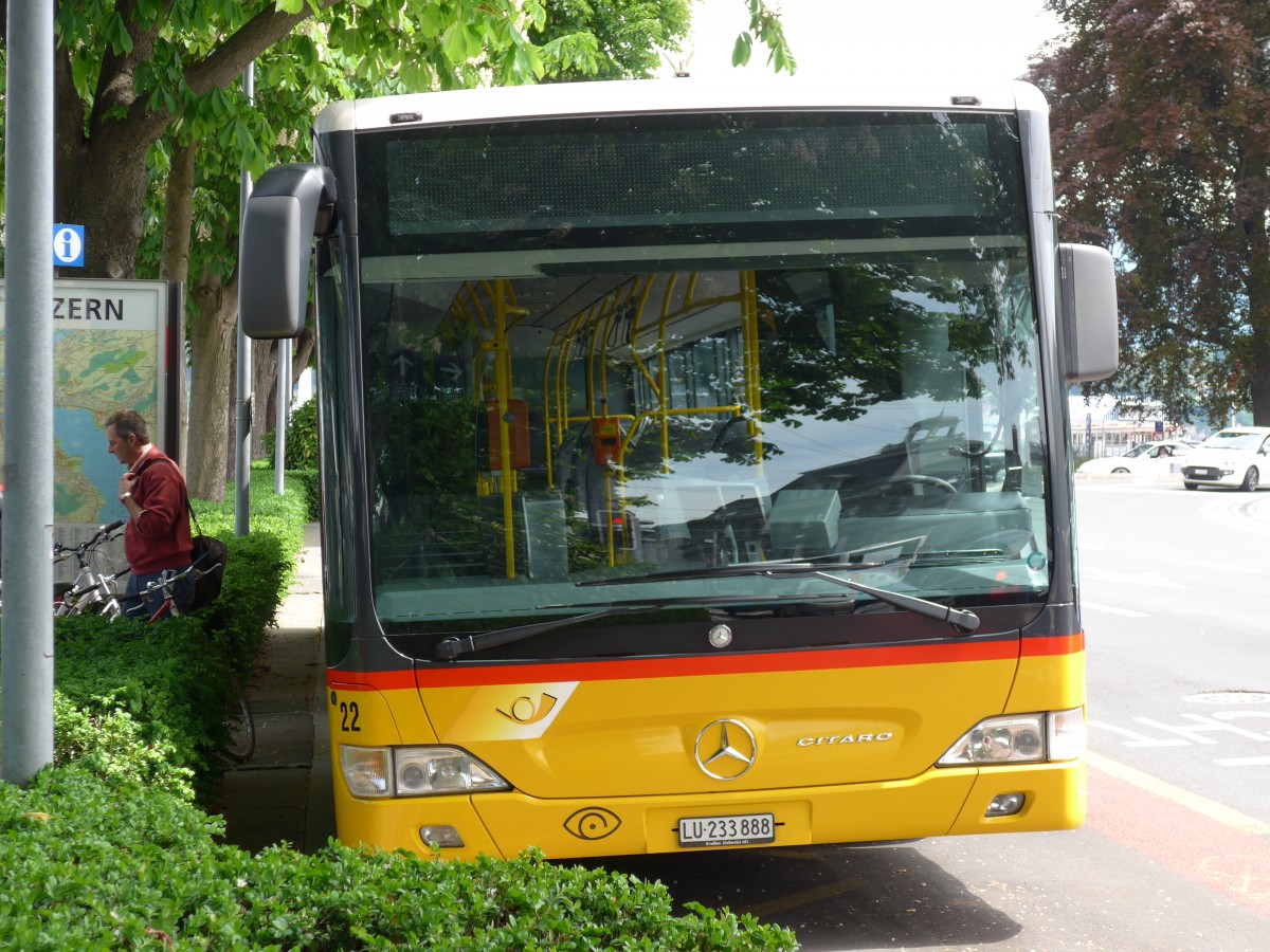 (150'601) - Bucheli, Kriens - Nr. 22/LU 233'888 - Mercedes am 10. Mai 2014 beim Bahnhof Luzern