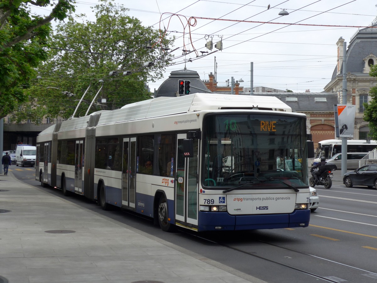 (150'857) - TPG Genve - Nr. 789 - Hess/Hess Doppelgelenktrolleybus am 26. Mai 2014 in Genve, Place des Vingt-Deux-Cantons
