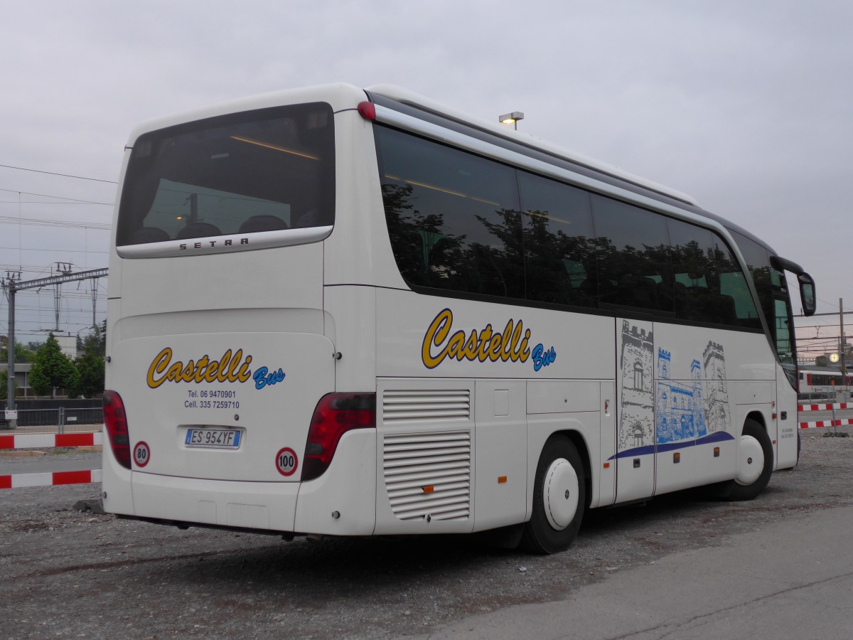 (151'109) - Aus Italien: Castelli Bus, Roma - ES-954 YF - Setra am 31. Mai 2014 in Thun, Rosenau