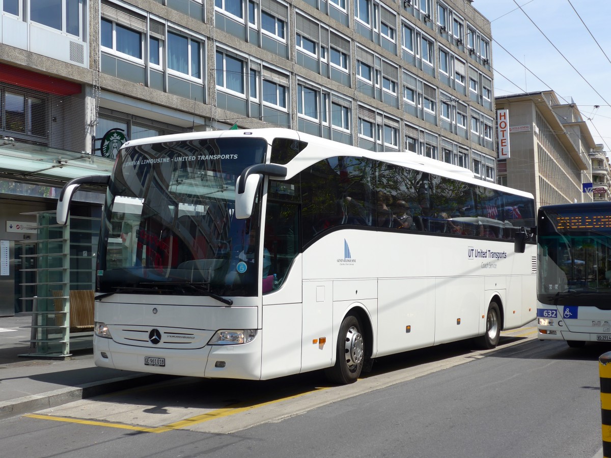 (151'196) - Geneva Limousine, Meyrin - GE 961'018 - Mercedes am 1. Juni 2014 beim Bahnhof Lausanne
