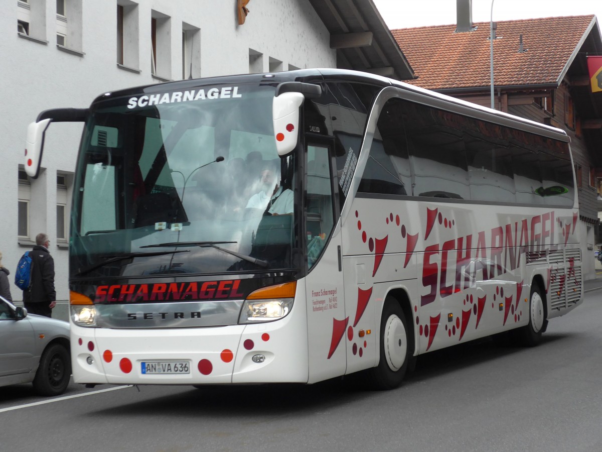 (151'563) - Aus Deutschland: Scharnagel, Feuchtwangen - AN-VA 636 - Setra am 15. Juni 2014 beim Bahnhof Brienz