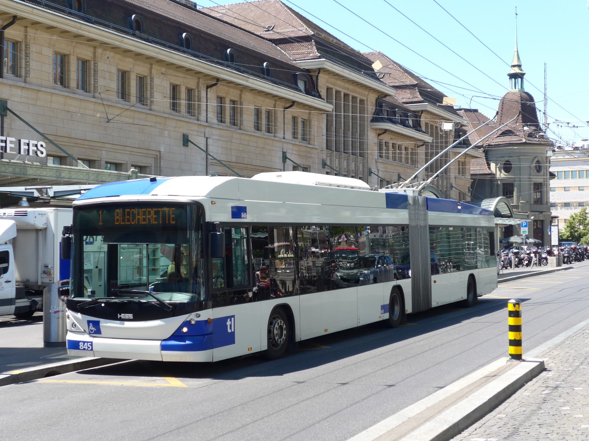 (151'728) - TL Lausanne - Nr. 845 - Hess/Hess Gelenktrolleybus am 21. Juni 2014 beim Bahnhof Lausanne