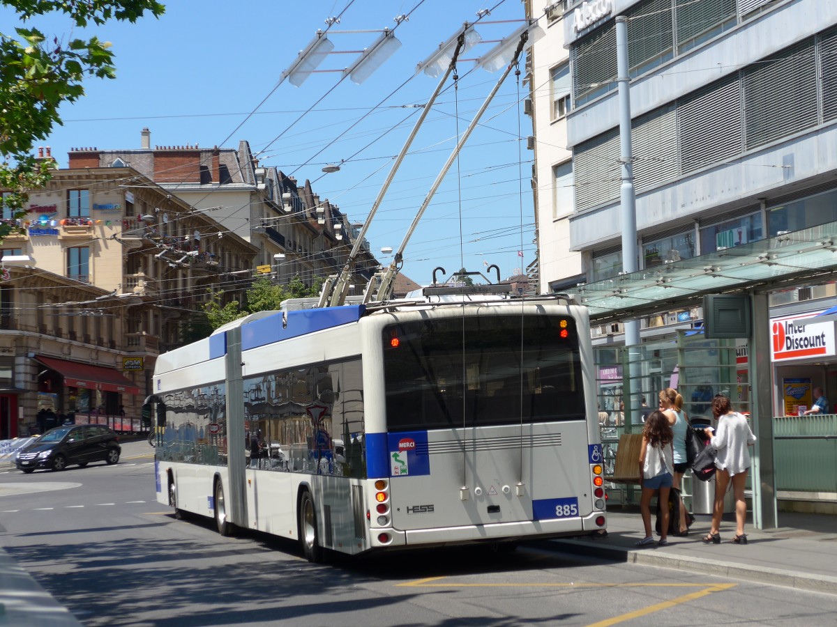 (151'730) - TL Lausanne - Nr. 885 - Hess/Hess Gelenktrolleybus am 21. Juni 2014 beim Bahnhof Lausanne